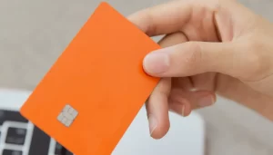 Descubra as transformações e desafios dos bancos digitais em 2025. Explore o futuro do luxo financeiro, fintechs inovadoras e tendências para 2026 no Brasil. Prepare-se!